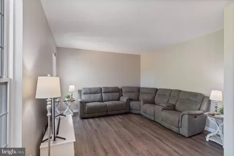 Living - 436 Spry Island Rd, Joppa, MD 21085 photo 1 of 1