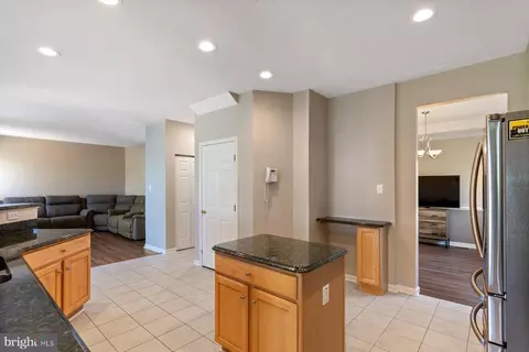 Entry Way - 436 Spry Island Rd, Joppa, MD 21085 photo 1 of 5
