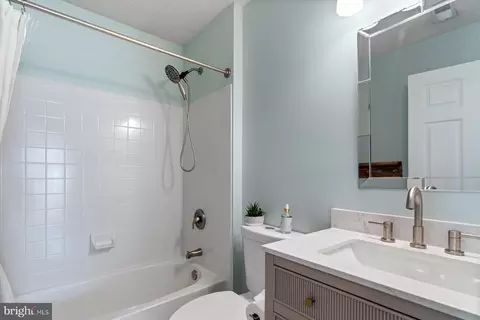 Bath - 436 Spry Island Rd, Joppa, MD 21085 photo 3 of 3