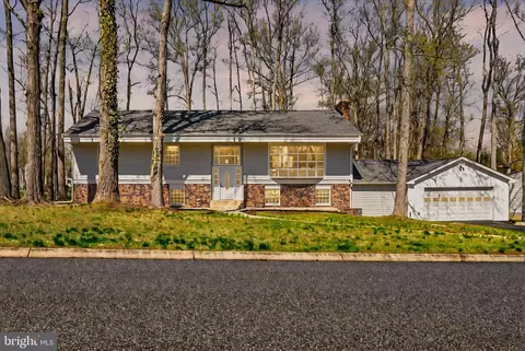 536 Pleasantwind Dr, Aberdeen, MD 21001