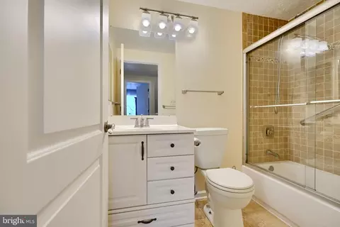673 Towne Center Dr, Joppa, MD 21085 photo 21