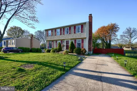 673 Towne Center Dr, Joppa, MD 21085 photo 2