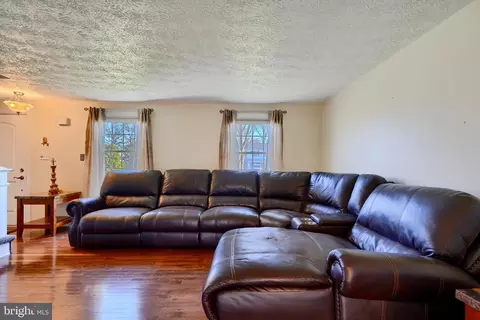 673 Towne Center Dr, Joppa, MD 21085 photo 6