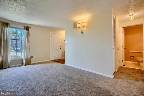 673 Towne Center Dr, Joppa, MD 21085 photo 4