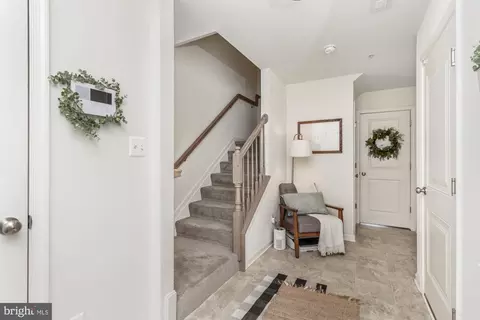 Entry Way - 807 Magnolia Ridge Ct, Joppa, MD 21085 photo 1 of 10