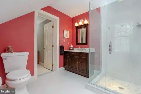 Bath - 2431 Munford Dr, Fallston, MD 21047 photo 5 of 6