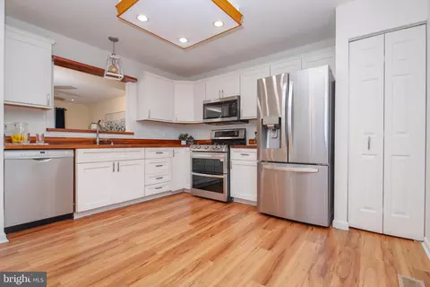 Kitchen - 3052 Benefit Ct, Abingdon, MD 21009 photo 1 of 2