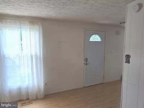 Entry Way - 2805 White Rose Ct, Abingdon, MD 21009 photo 1 of 2