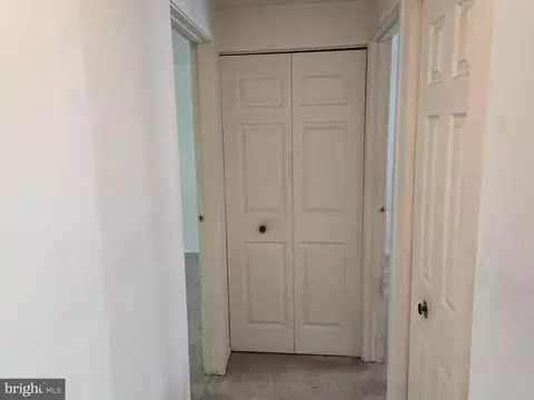 Entry Way - 2805 White Rose Ct, Abingdon, MD 21009 photo 2 of 2