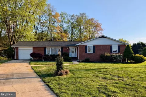 408 Fieldstone Ct, Fallston, MD 21047