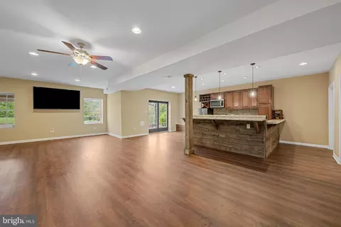 Living - 2301 Willow Vale Dr, Fallston, MD 21047 photo 7 of 7