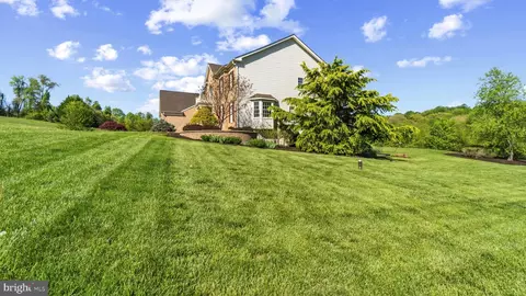 Exterior - 2301 Willow Vale Dr, Fallston, MD 21047 photo 7 of 8