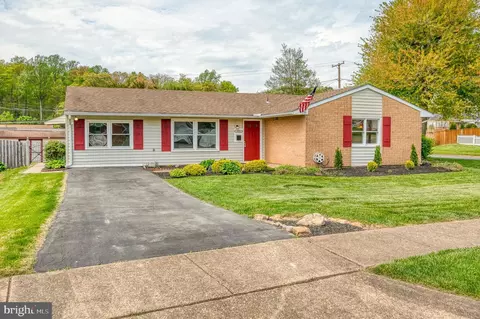 Exterior - 1008 Emmerick Dr, Joppa, MD 21085 photo 2 of 10