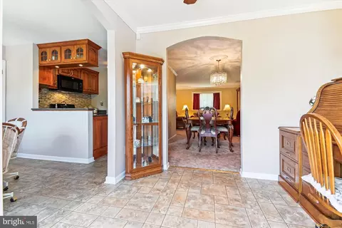 Entry Way - 423 Haslett Rd, Joppa, MD 21085 photo 2 of 2