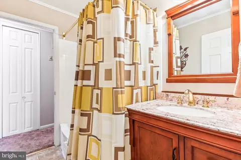 Bath - 423 Haslett Rd, Joppa, MD 21085 photo 1 of 2