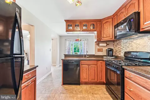 Kitchen - 423 Haslett Rd, Joppa, MD 21085 photo 1 of 4