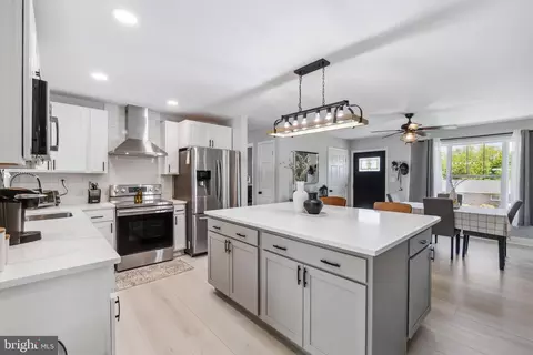 Kitchen - 2202 Arden Dr, Fallston, MD 21047 photo 5 of 6