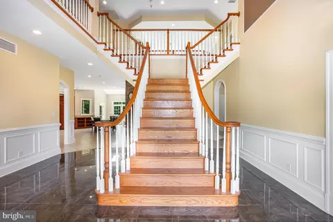 Entry Way - 2780 Harford Rd, Fallston, MD 21047 photo 2 of 5
