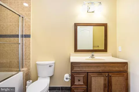 Bath - 2780 Harford Rd, Fallston, MD 21047 photo 3 of 6
