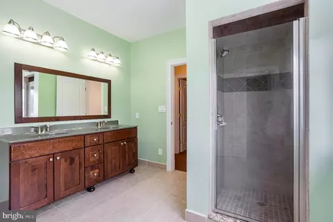 Bath - 2780 Harford Rd, Fallston, MD 21047 photo 4 of 6