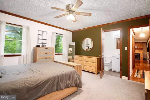 Bedroom - 2307 Watervale Rd, Fallston, MD 21047 photo 2 of 4