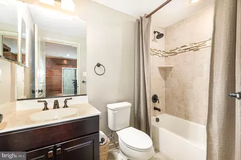 Bath - 303 Spruce Pine Rd, Abingdon, MD 21009 photo 2 of 2