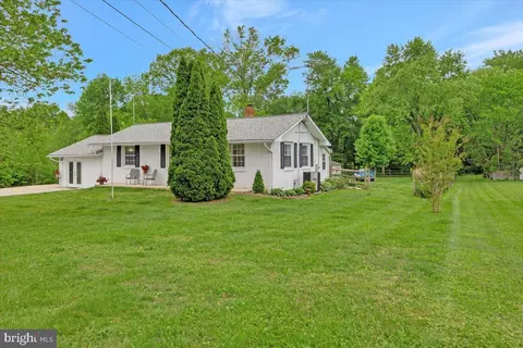 808 Adams Ave, Aberdeen, MD 21001
