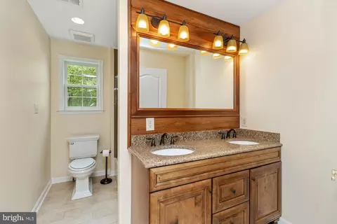 Bath - 2200 Exeter Ct, Fallston, MD 21047 photo 1 of 4