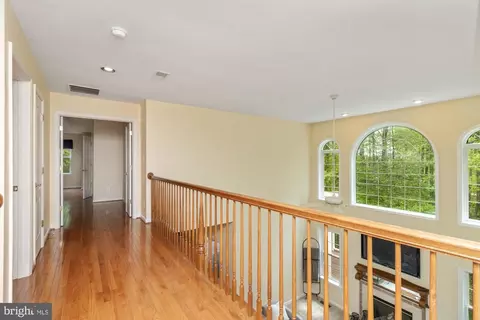 Entry Way - 2200 Exeter Ct, Fallston, MD 21047 photo 6 of 9