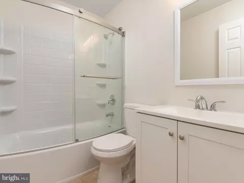 Bath - 1905 Stockton Rd, Joppa, MD 21085 photo 5 of 7
