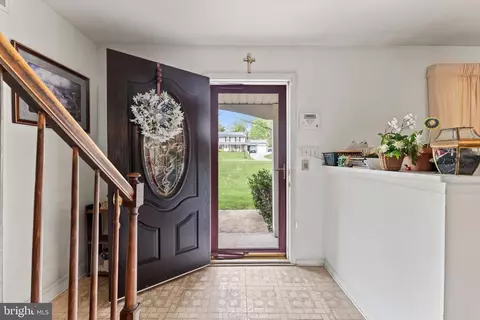 2407 Rochelle Dr, Fallston, MD 21047 photo 5