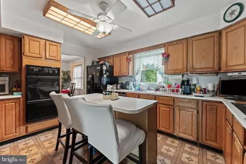 2407 Rochelle Dr, Fallston, MD 21047 photo 10