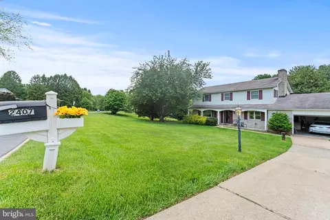 2407 Rochelle Dr, Fallston, MD 21047 photo 2