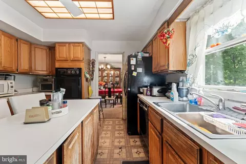 2407 Rochelle Dr, Fallston, MD 21047 photo 12