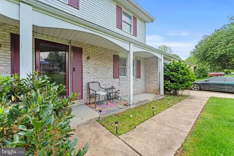 2407 Rochelle Dr, Fallston, MD 21047 photo 4
