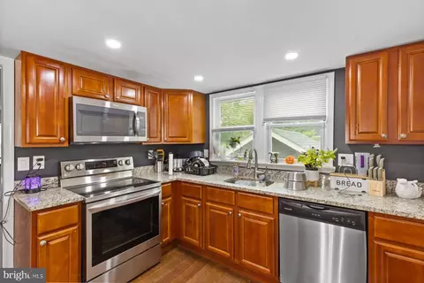 202 Magnolia Rd, Joppa, MD 21085 photo 5