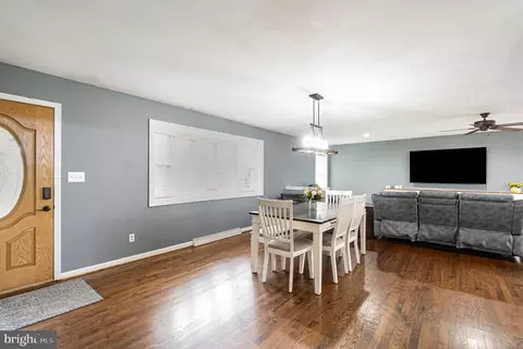 1203 Wild Orchid Dr, Fallston, MD 21047 photo 8