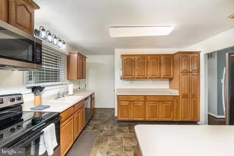 1203 Wild Orchid Dr, Fallston, MD 21047 photo 19