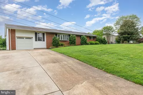 1203 Wild Orchid Dr, Fallston, MD 21047 photo 5
