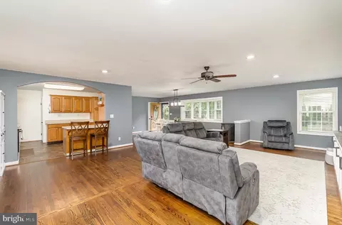 1203 Wild Orchid Dr, Fallston, MD 21047 photo 12