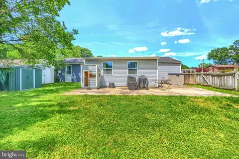 Exterior - 800 Foxwell Rd, Joppa, MD 21085 photo 6 of 8