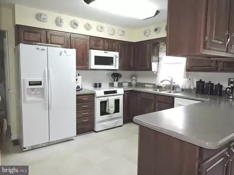 2758 Greene Ln, Baldwin, MD 21013 photo 6