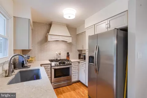 Kitchen - 2216 Perry Ave, Edgewood, MD 21040 photo 3 of 4