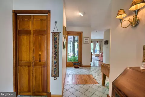 Entry Way - 3012 Duncan Rd, White Hall, MD 21161 photo 3 of 10
