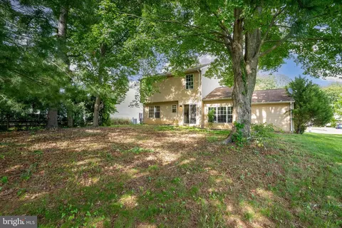 Exterior - 422 Crisfield Dr, Abingdon, MD 21009 photo 3 of 3