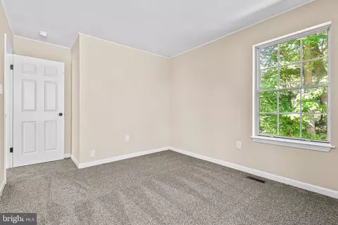 Bedroom - 422 Crisfield Dr, Abingdon, MD 21009 photo 5 of 5