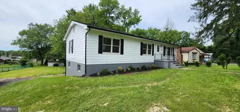 2205 Roth Rd, Edgewood, MD 21040