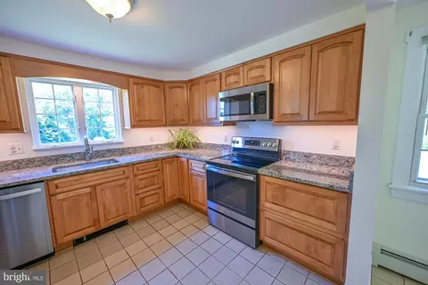 1004 Old Joppa Rd, Joppa, MD 21085 photo 10