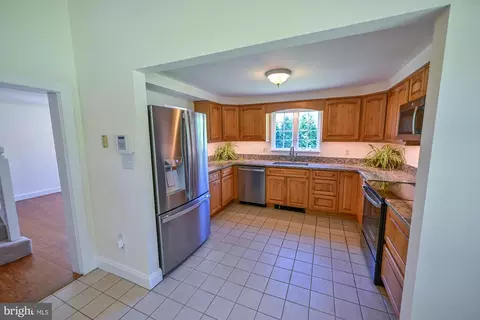 1004 Old Joppa Rd, Joppa, MD 21085 photo 8