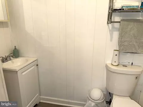 Bath - 802 Foxwell Rd, Joppa, MD 21085 photo 1 of 2